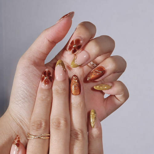 Amber Bloom